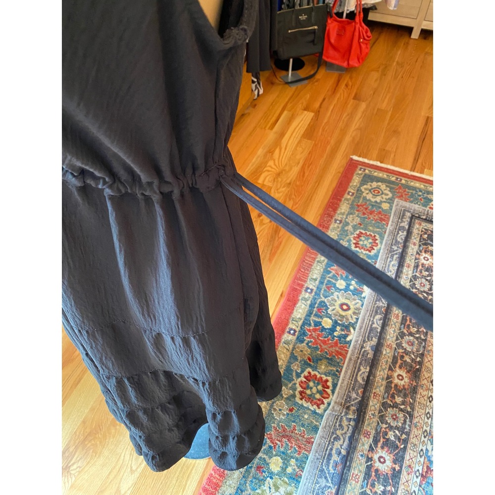 Max Studio London Black Tiered Surplice V-Neck Midi Dress Size M - Picture 13 of 14